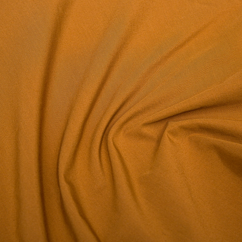 Fíodóireacht poileistir / cadáis plain