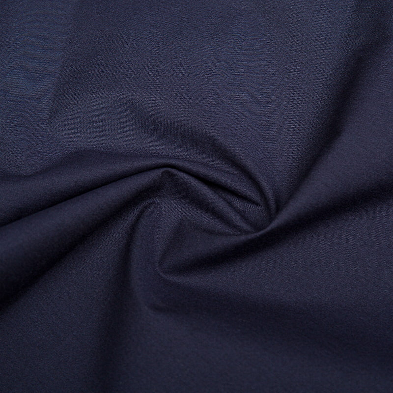 Cad iad na cineálacha éagsúla fabraic uiscedhíonach?