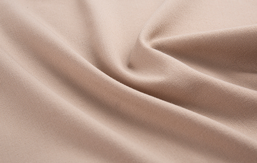 Cuireann Tionscal Teicstíle na Síne Déantúsaíocht Ghlas agus Geilleagar Ciorclach chun cinn